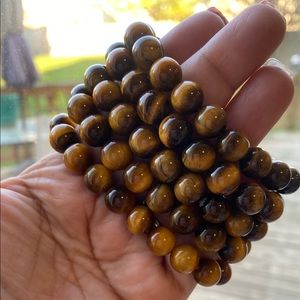 Tiger’s eye healing crystal bracelet